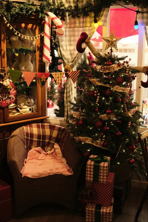 Pourquoi anticiper ses achats de fêtes est la clé d'un style tendance et réussi